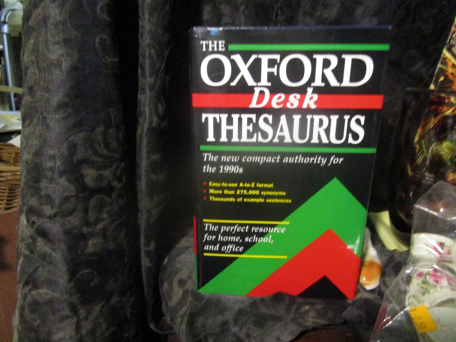 The Oxford Desk Thesaurus by Urdang, Laurence hardcover 9780195099607 | eBay