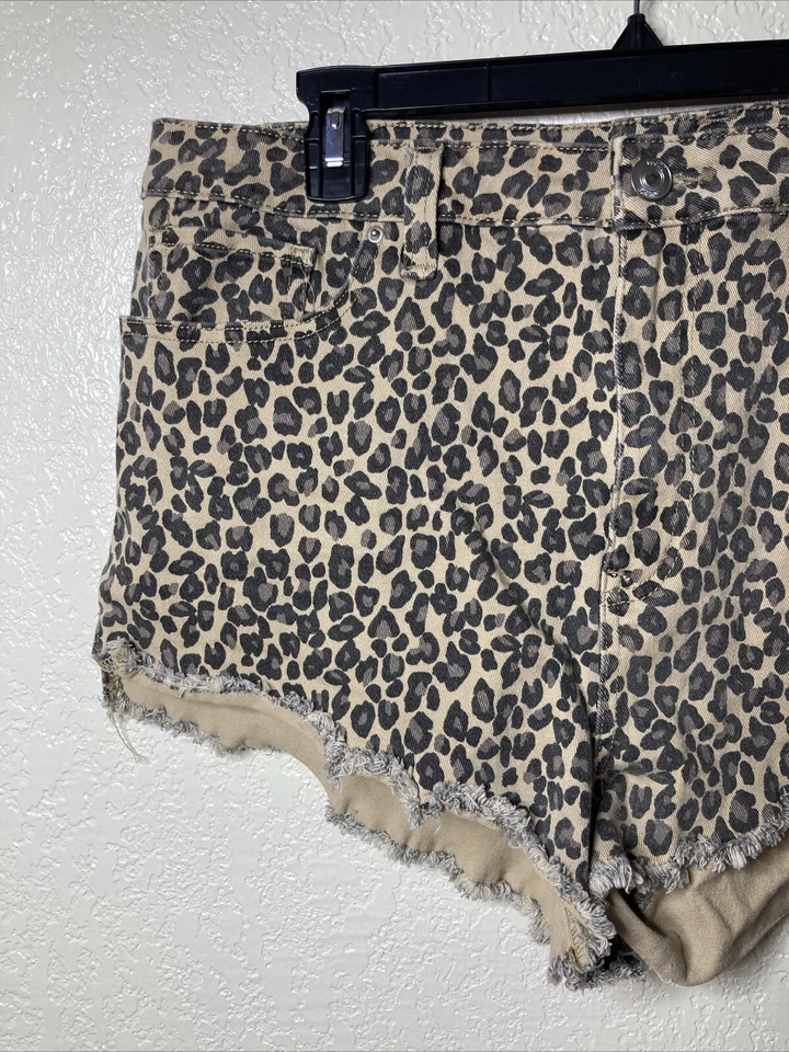 Pantalones Cortos De Colección Rue 21 Estampado Animal Corte Cheeky Para Mujer Talla 18 Tiro Alto Foto 3 de 4