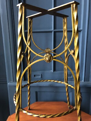 1 (B)Vintage selten Löwenköpfe vergoldet Hollywood Regency italienischer Schmiedeeisen Hocker