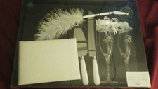 8pc. Bridal Gift Set with Garter