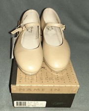 Leo's Dancewear Ms. Jazz Tap shoe - Style 6026 - Size 3 Medium - Tan