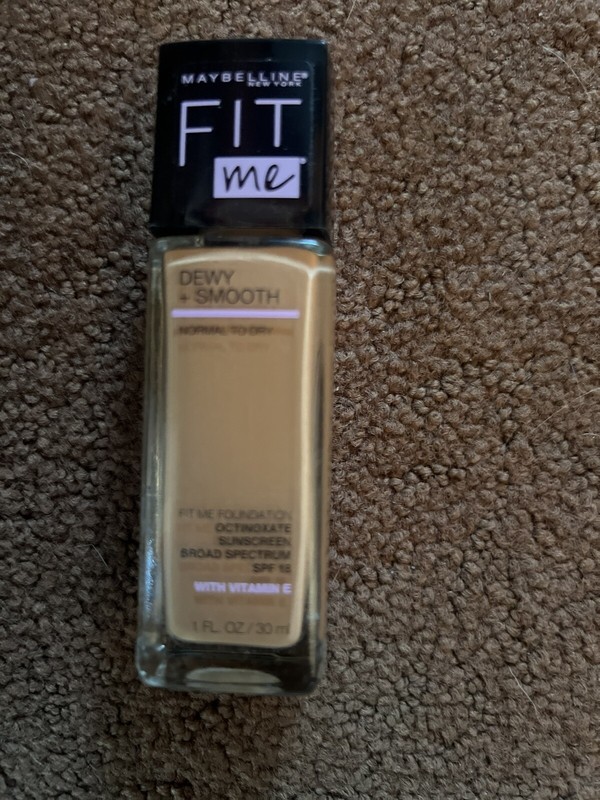 Maybelline Fit Me Foundation in (322)Warm Honey Never Opened
