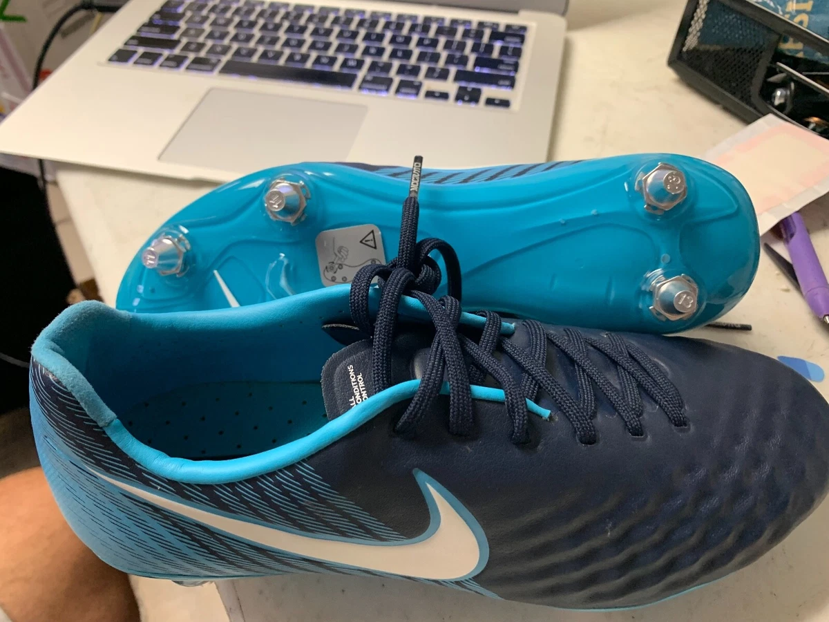 Nike magista opus sizing hotsell
