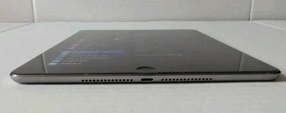 Apple iPad Air 2 A1566 64 GB, Wi-Fi, 9,7 pulgadas - Palera1n Jail Break Capaz Foto 2 de 4