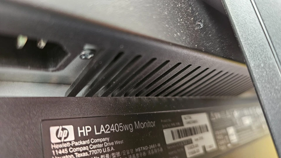 HP LA2405WG 24" monitor, used, working - Image 4 of 4