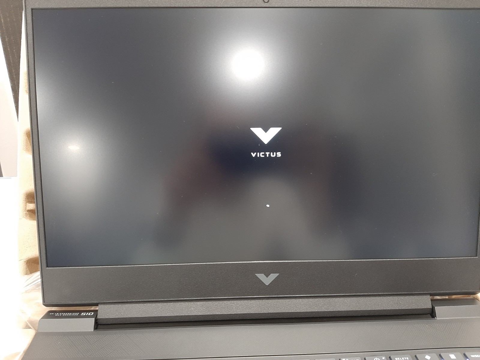 HP Victus 15.6" FHD 144Hz Ryzen 7 7445HS RTX 4050 16GB 512GB SSD Mica Silver