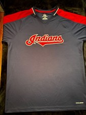 Majestic Cleveland Indians Cool Base V-Neck Performance Shirt Size Large