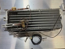 TRAULSEN FREEZER EVAPORATOR COIL W/ DEFROST HEATING ELEMENT 22-5/8 X 8 X 6
