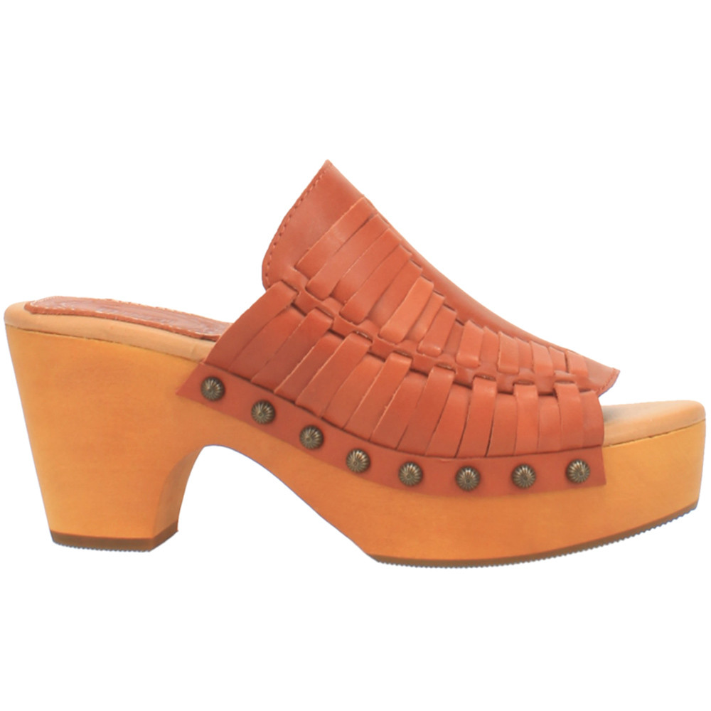 Повседневные женские коричневые босоножки Dingo Dreamweaver на плетеной платформе с шипами DI349-RST 7690₽