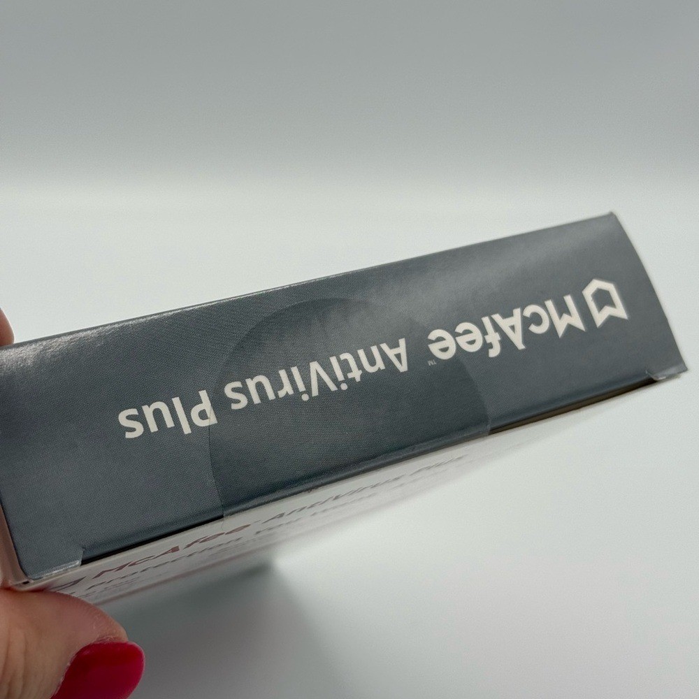 McAfee AntiVirus Protection Internet Security Software 1 PC 1 Year 10 Devices