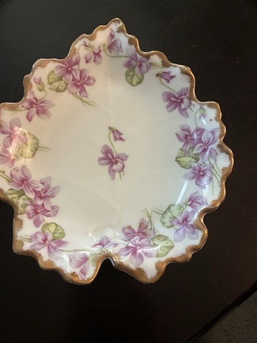 Elite Works Limoge Leaf Trinket Dish 7”  Handpainted Violet With Gold Trim *Read
