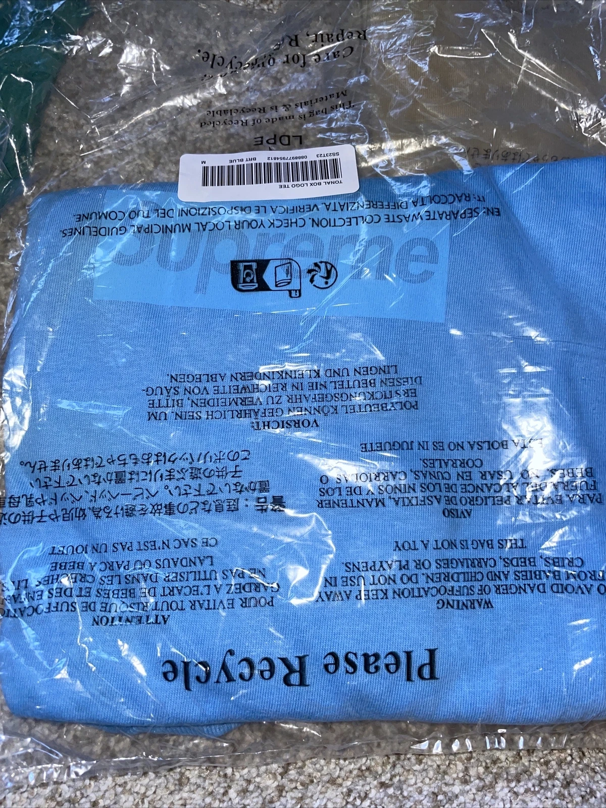 NEUF BOÎTE TONALE SUPREME M bleu vif TNF veste boîte bogo tee shirt relief SS23
