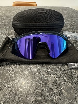 Oakley Hydra with violet mirror lens 