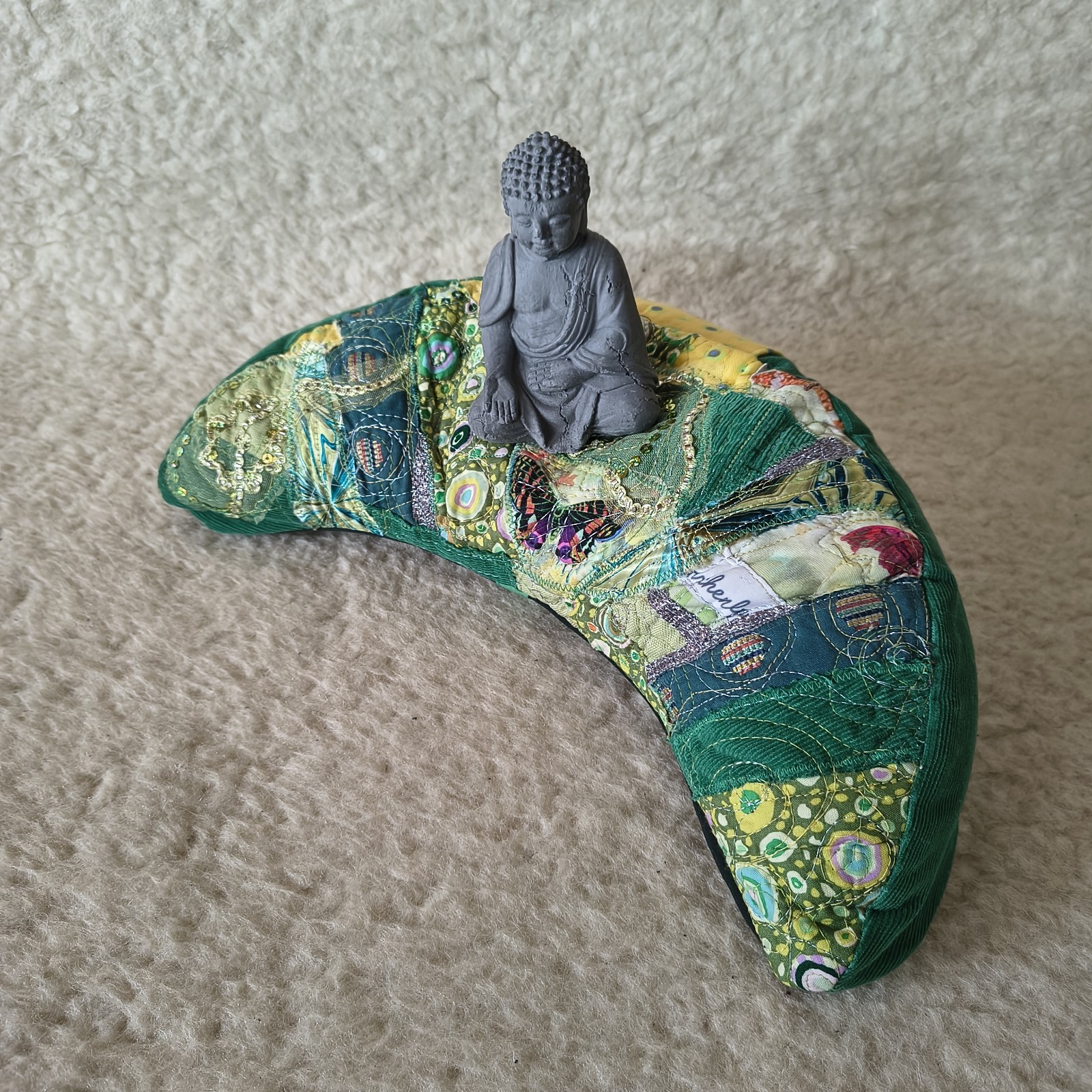 ** Yogakissen ~ Halbmond Kissen * mit Buchweizenspelz ~ Yoga Sitzkisssen **