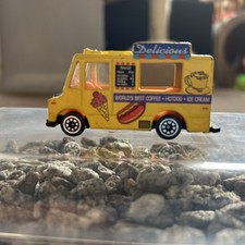 RealToy vintage American style food truck van diecast model Ice cream Hot Dogs 
