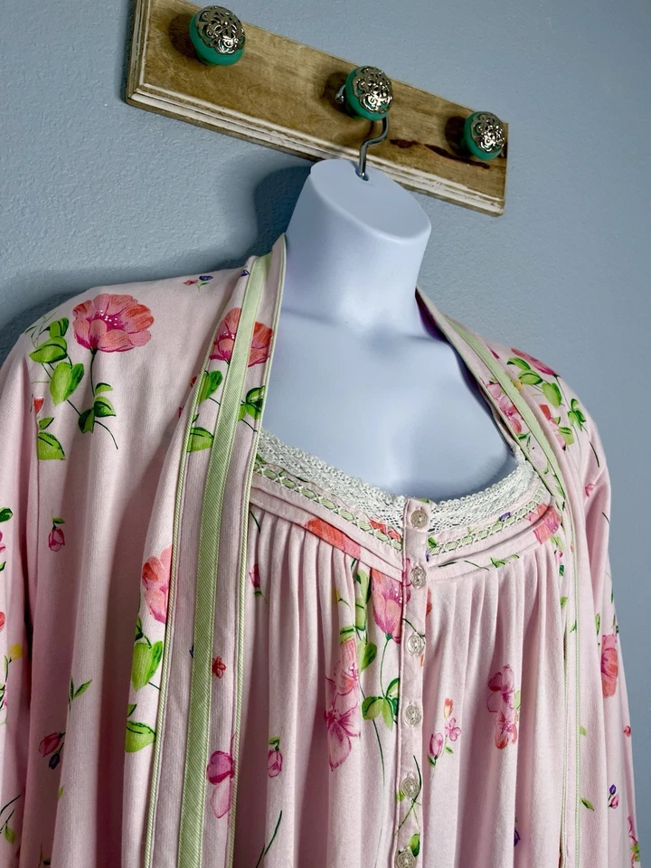 Aria Women's 2 Piece Robe & Nightgown Sleepwear Set Pink Floral Size 2XL - Image 4 of 4