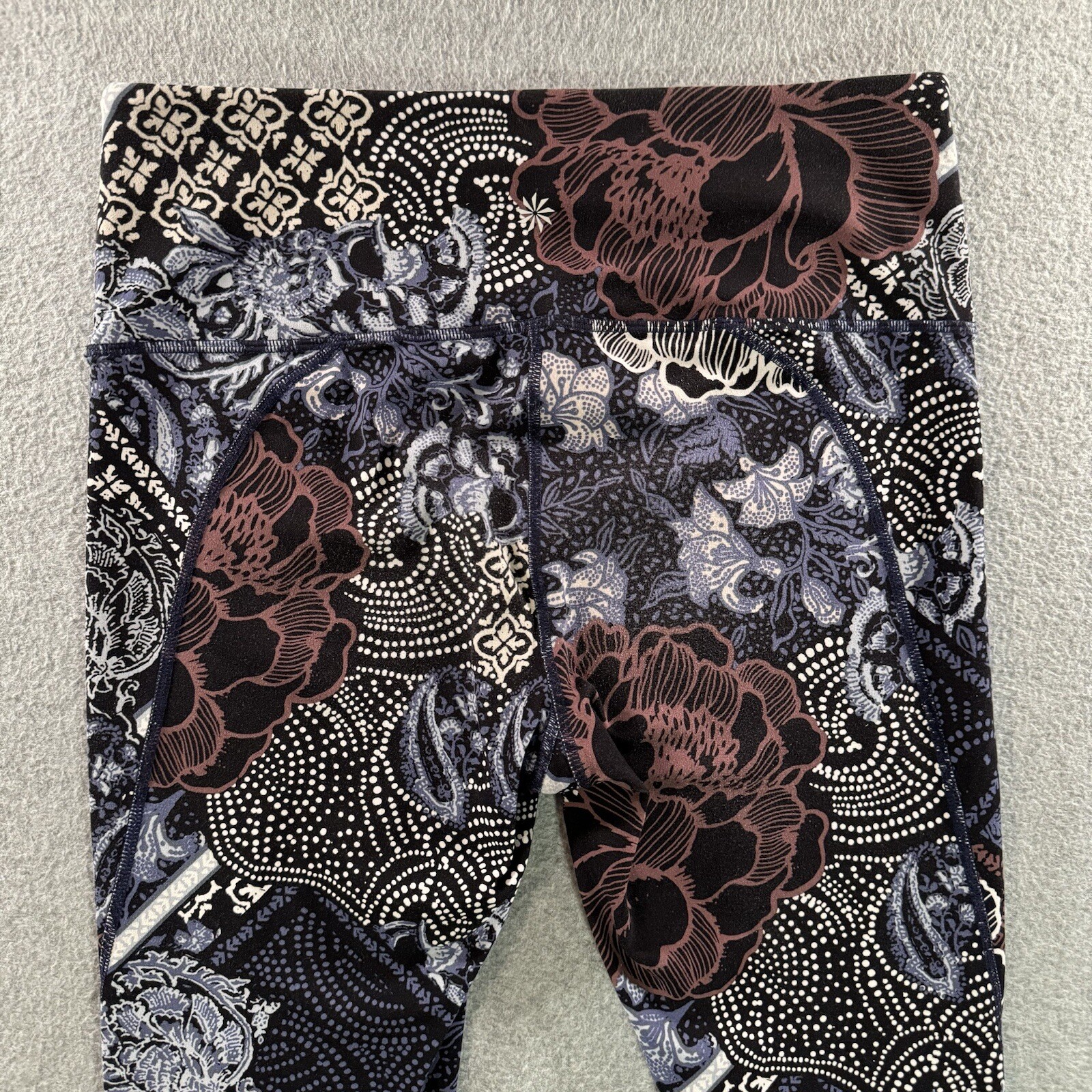 Athleta Patchwork Salutations 7/8 Floral Performa… - image 5