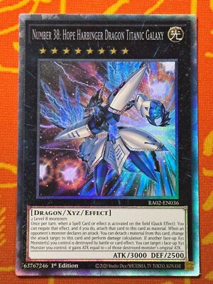 YUGIOH NUMMER 38: HOFFNUNGSVORBOTENDRACHE TITANISCHE GALAXIE COLLECTOR RARE RA02-DE036