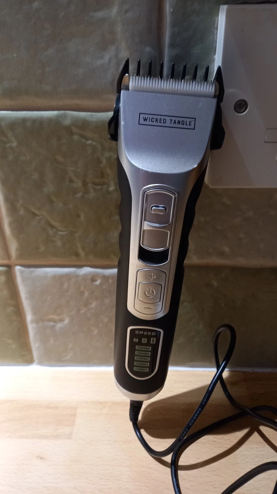 Wicked Tangle Professional Pet Grooming Clipper With Charging Cable FREE POSTAGE
Opens in a new wind