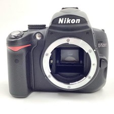 Nikon D5000 Digital SLR Camera Black Tested Excellent Condition Accessories