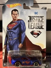 Hot Wheels 2017 POWER PRO DC Justice League SUPERMAN