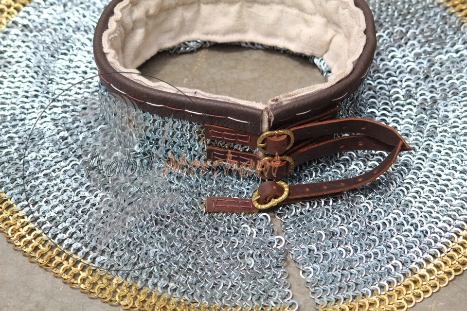 Manto de bispo padrão Chainmail 6mm - bordas de latão e enchimento interno do pescoço - Imagem 4 de 4