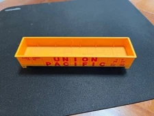 HO, Made in Yugoslavia, Open Gondola, Union Pacific, UP 2923, Yellow