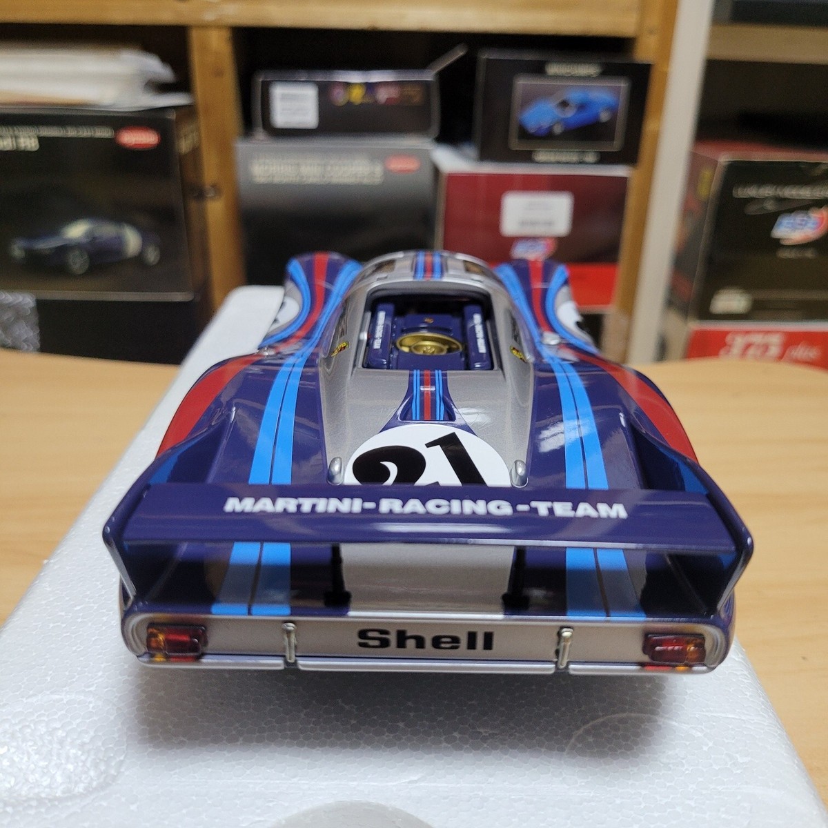 1:18 AutoArt Porsche 917 Long Tail Silver Diecast | eBay