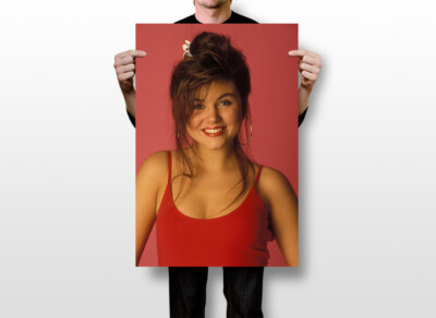 Hot Tiffani Thiessen Kelly Kapowski Print Canvas Wall Art Home