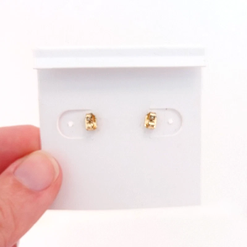 Pendientes colgantes de tacón alto con estrás tono dorado perforados JULES SMITH Foto 3 de 4