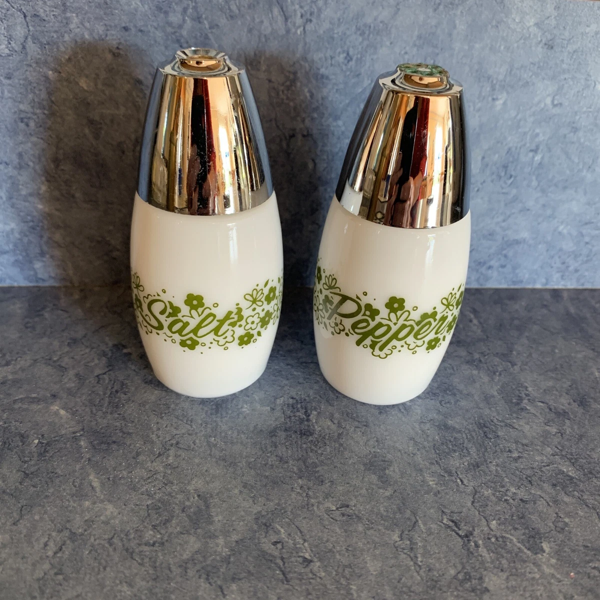 Vintage salt sale and pepper shaker