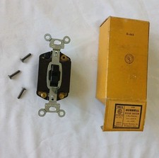 Vintage Hubbell 3-way Flush Light Switch Brown Bakelite Made Usa W Box Toggle Vintage Hubbell 3-way Flush Light Switch Brown Bakelite Made Usa W Box Toggle