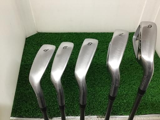 TaylorMade r7 DRAW Iron Set 6-9+Pw Stiff Flex RH 5pc RE-AX 55 PLUS Shafts