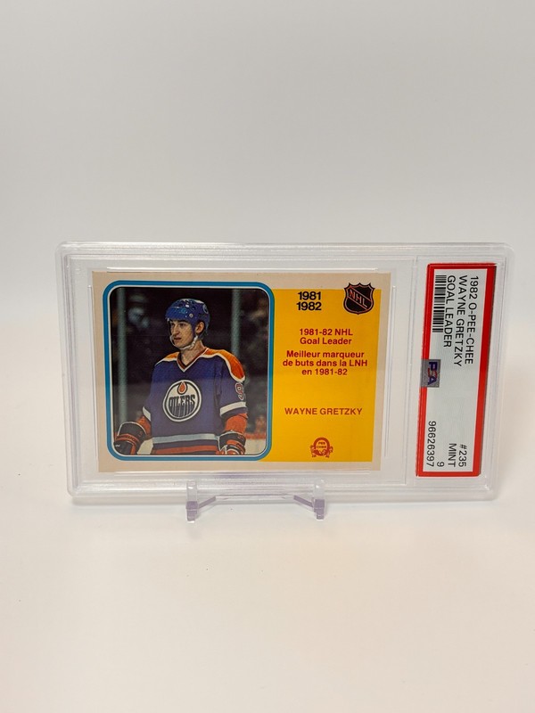 1982 O-Pee-Chee #235 Wayne Gretzky Goal Leader PSA 9 HOF
