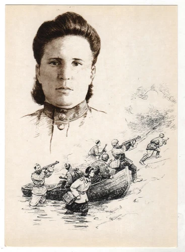 1975 WW2 HERO USSR Shkarletova Medical NURSE Military Boat Russian Postcard OLD