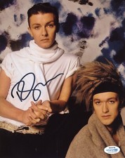 Ricky Gervais Autographed Signed 8x10 Photo ACOA