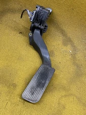 25832864 07 to 11 Silverado Sierra Tahoe Escalade Accelerator Pedal W/ Sensor
