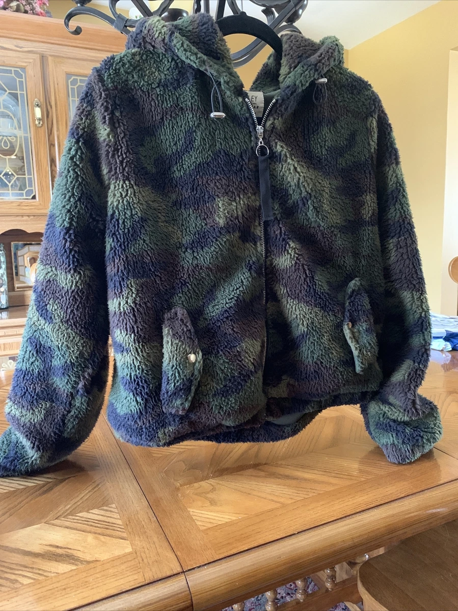 Ashley by 26 deals international camo jacket