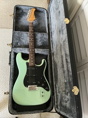 Fernandes Sustainer Green Guitar 1990-s Vintage Japan Needs