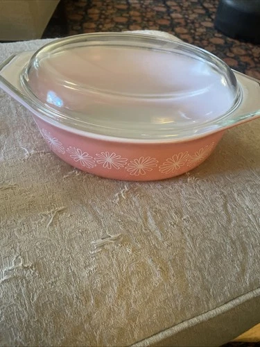 VINTAGE PYREX GOOSEBERRY 2 PIECE 1 1/2 QUART DISH SET