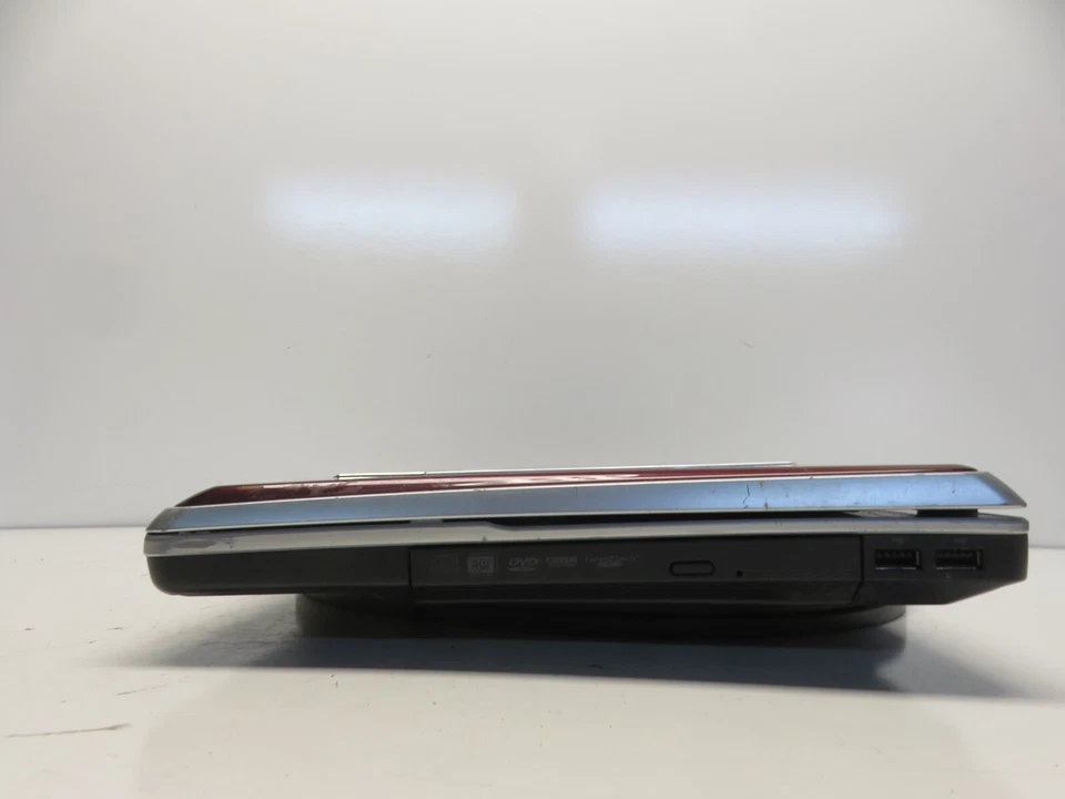 Gateway AJ2 Intel Core 2 Duo T6400 2000 MHz 1 GB SIN DISCO DURO sin batería Foto 4 de 4