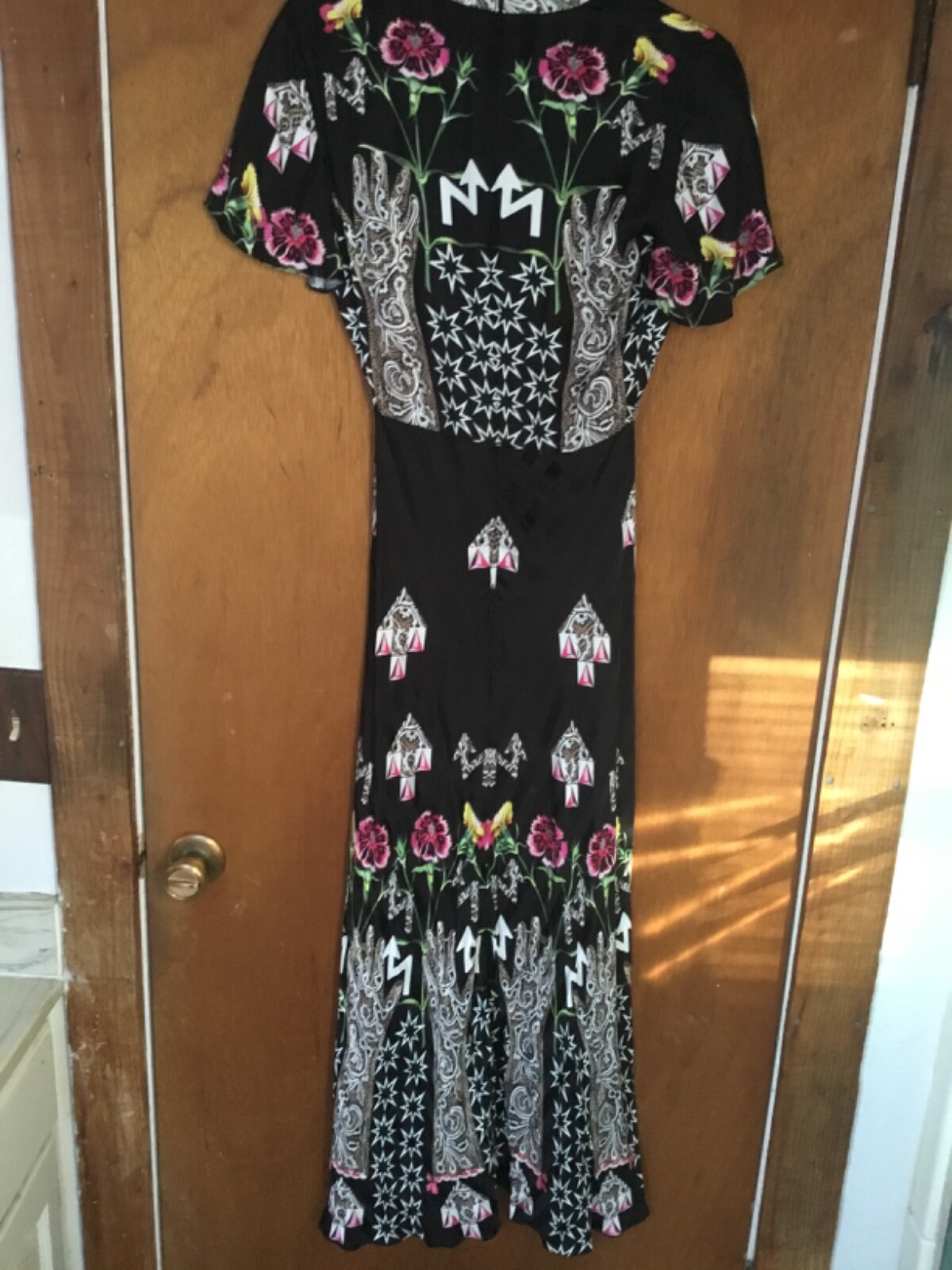 Picture 3 of 4