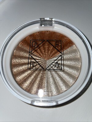 Ofra Cosmetics Highlighter in Everglow .35oz/10g Full Size