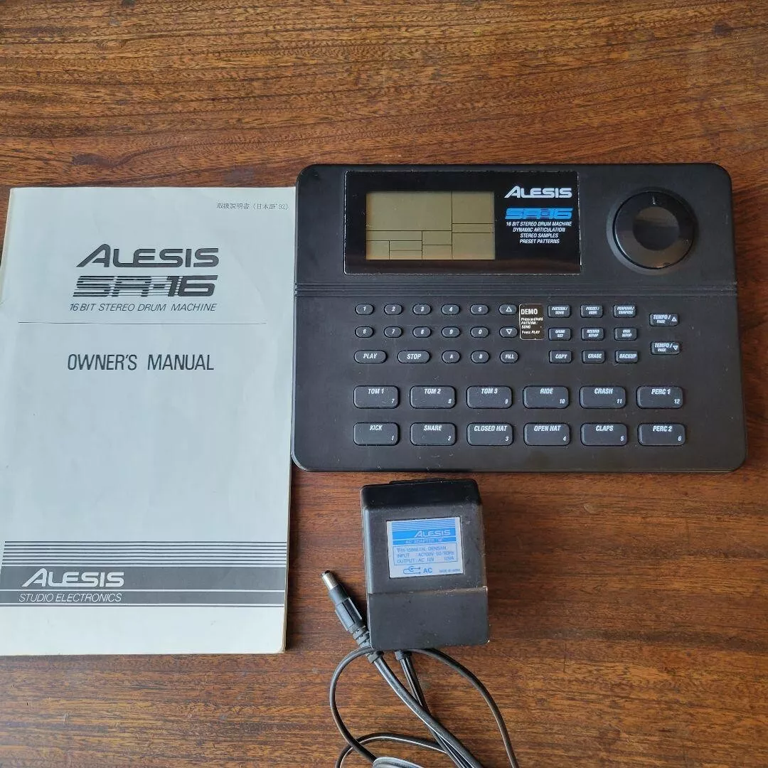 Alesis SR 16 Classic 16 bit Stereo Electronic Drum Machine In
