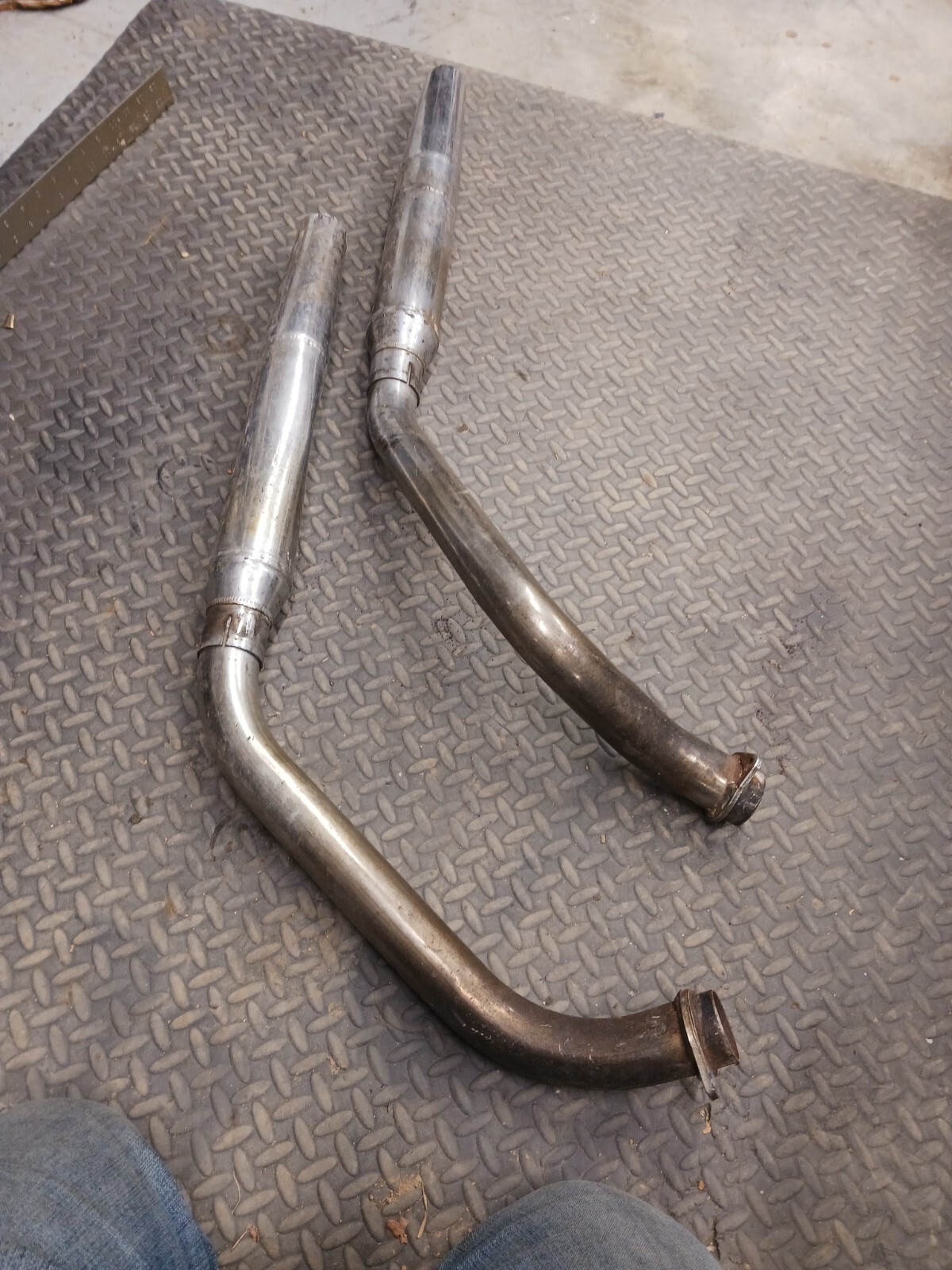 STOCK HARLEY SHOVELHEAD EXHAUST PIPES WITH MUFFLERS FOR 19711978 FX