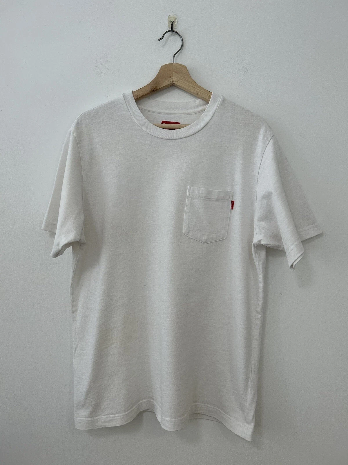 SUPREME SS20 POCKET TEE   Sz M Heather Natural White Street Skateboard T Shirt