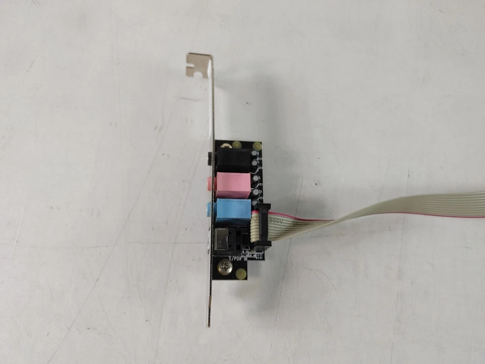 Syba SD-PEX63034 PCI Express x1 7.1 CH Digital Analog Audio Card - Image 3 of 4