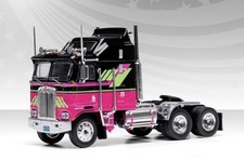 IXO U64TR006 1:64 1976 KENWORTH K100 AERODYNE COE - BLACK LIME PINK SEMI TRUCK
