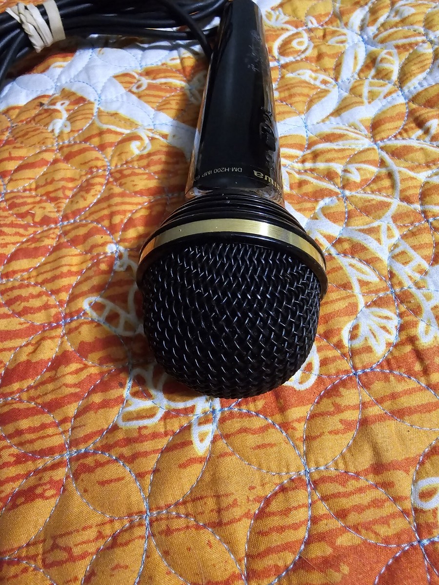 Aiwa Cardioid Dynamic Microphone Corded Wired Mic DM-H200 imp 600
