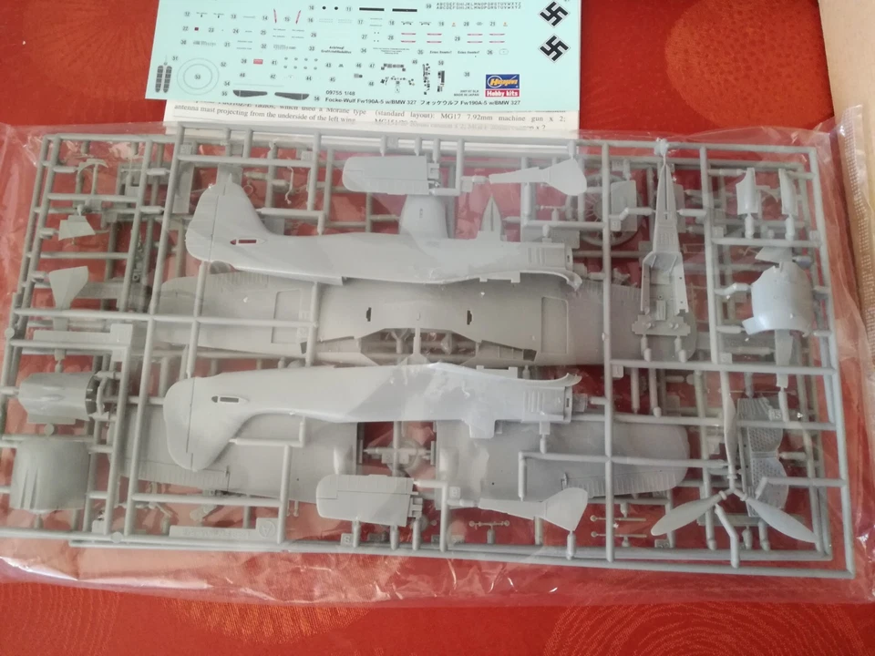 ✅KIT 1/48 Hasegawa 09755 Focke-Wulf Fw190A-5 w/BMW 327 - come nuovo - Immagine 4 di 4